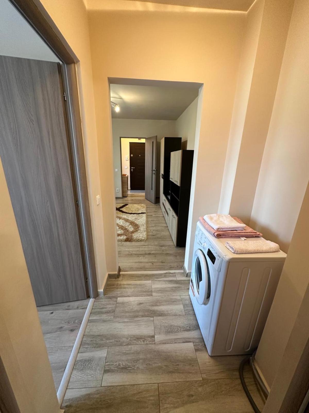 Apartament Central Deva Apartment Екстериор снимка